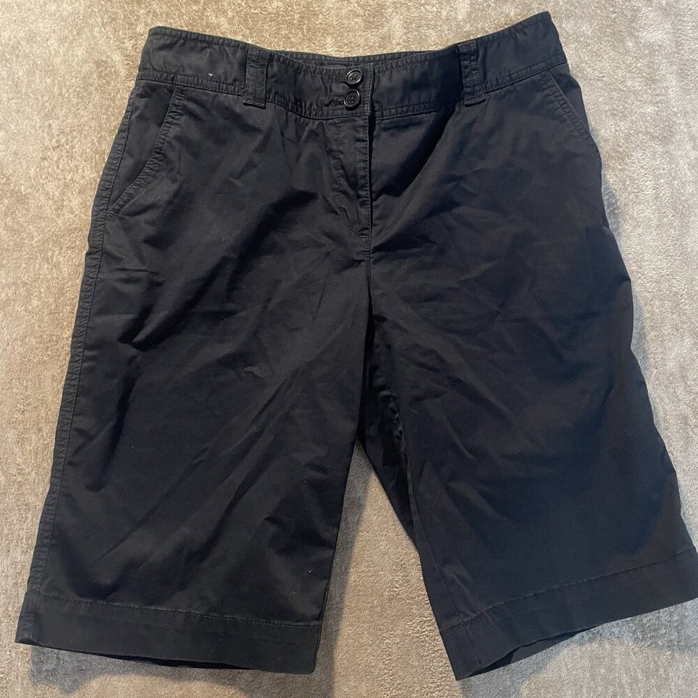 Talbots Shorts Womens 10 Black Bermuda High Rise Casual Modern Minimalist Fit